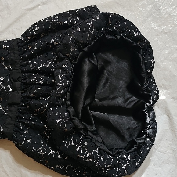 babyGap Girl Sz 5 Black Lace Like Material Over Light Fabric Bubble Dress w/Bow - Picture 10 of 15